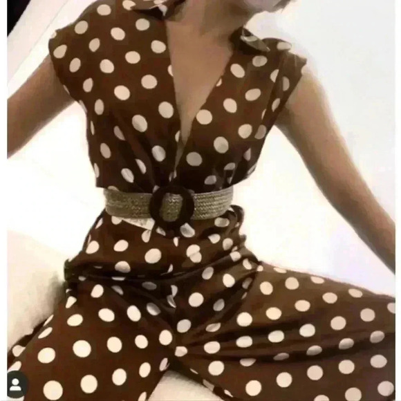 Zara jumpsuit - Picture 3 of 13